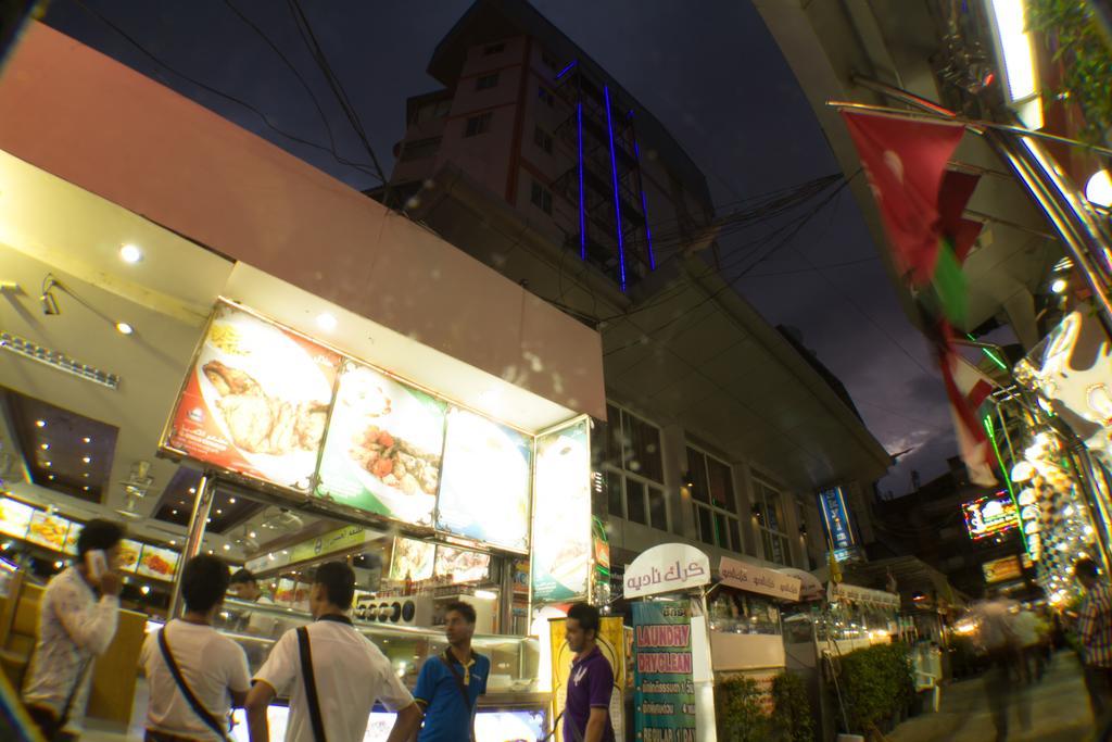 Sky Suites Bangkok Exteriér fotografie