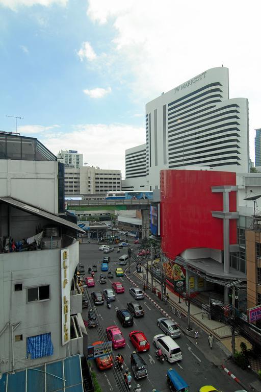 Sky Suites Bangkok Exteriér fotografie